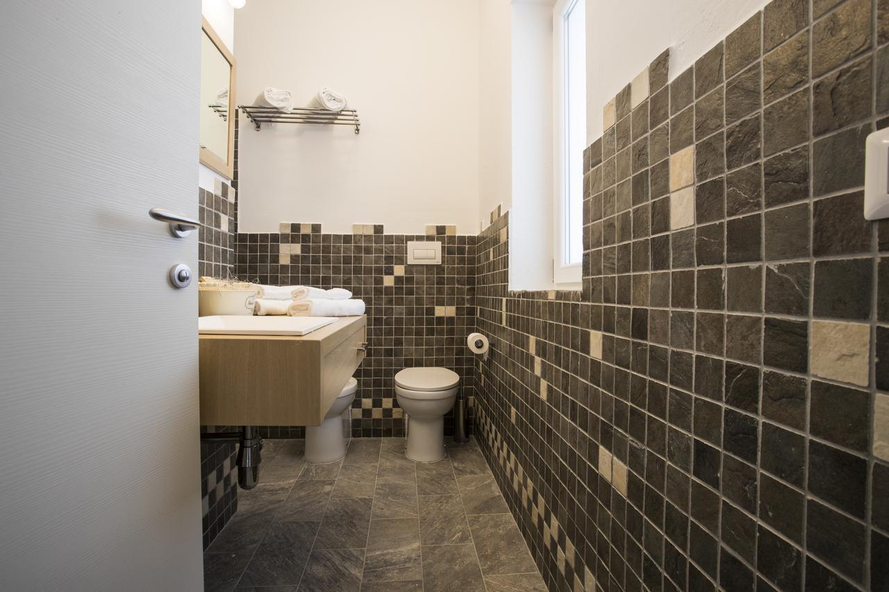 Les Suites Magnolia Olbia Exterior photo