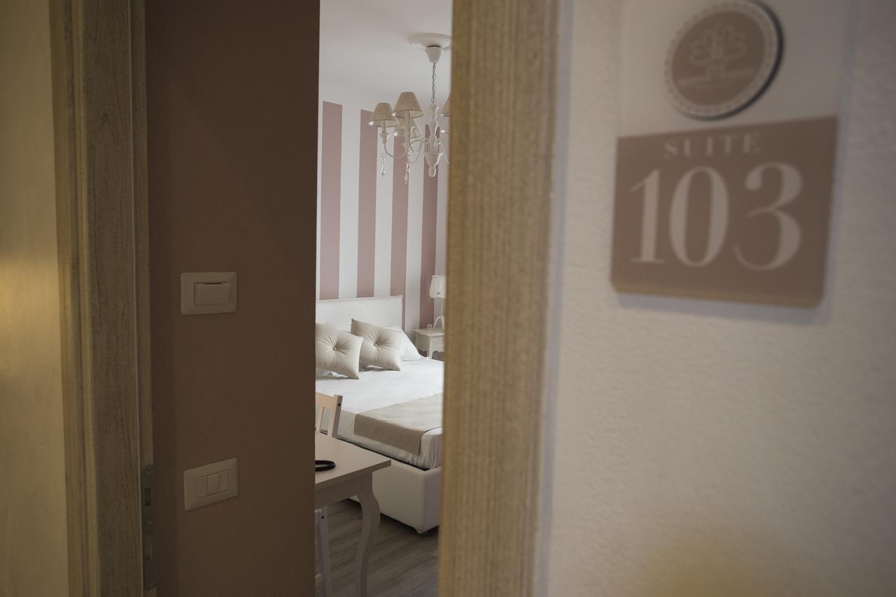 Les Suites Magnolia Olbia Exterior photo
